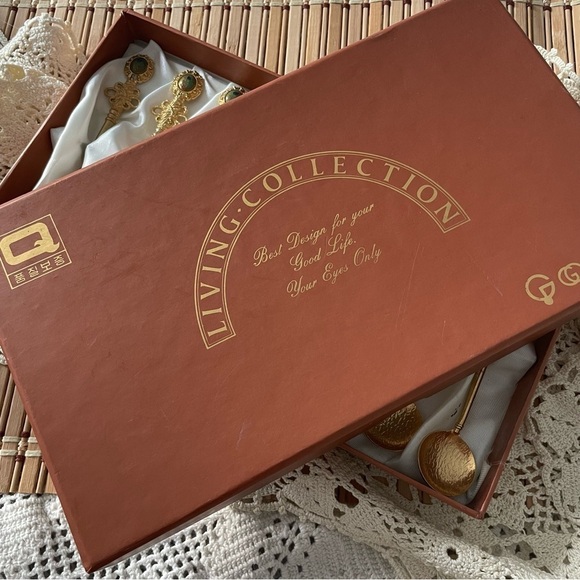 RARE Ornate Gold Hammered Miniature Tea Spoon Fork Utensil Appetizer Set - Picture 7 of 9